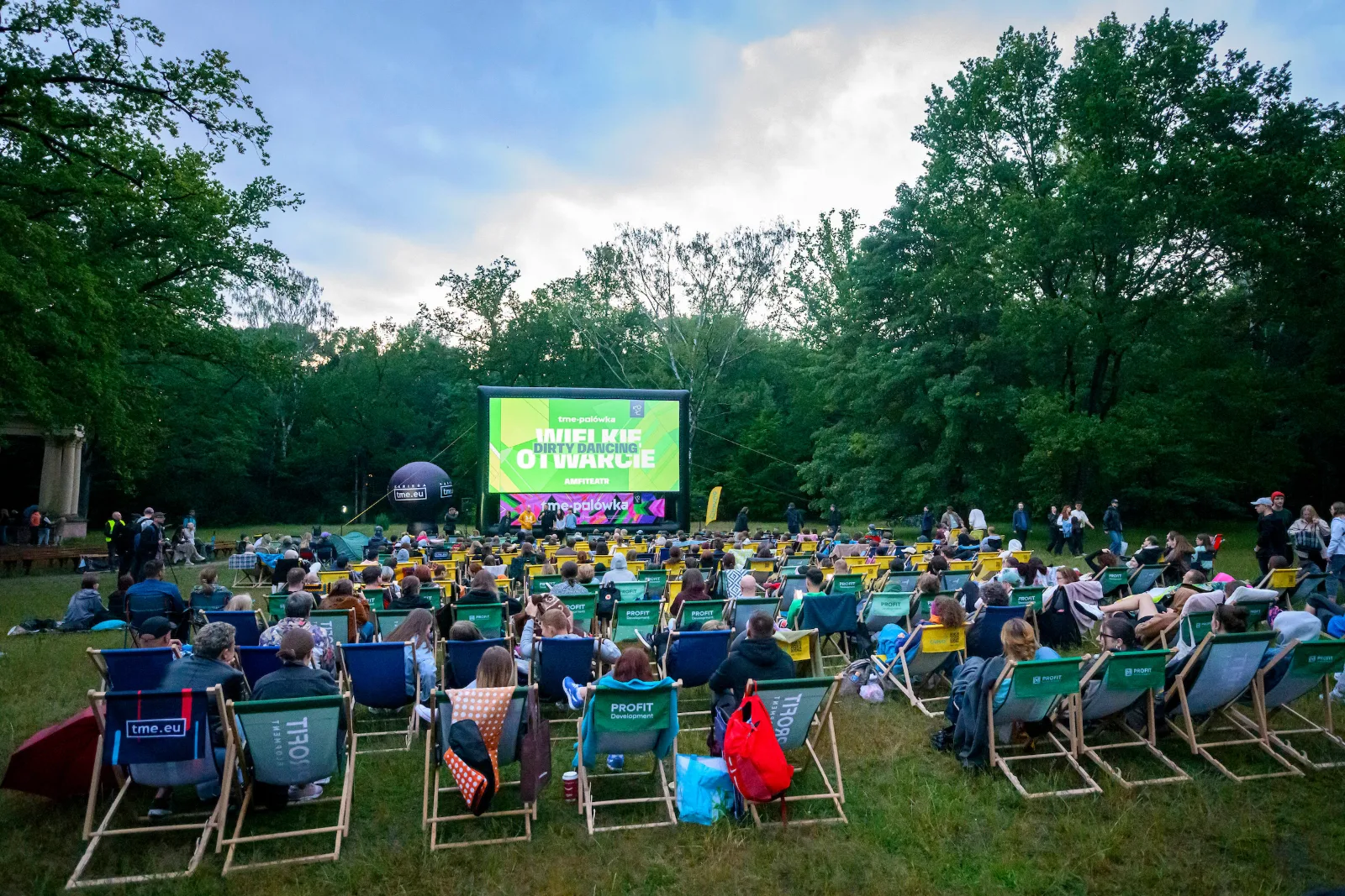 2025.06.27 Polówka Kino plenerowe w Parku na Zdrowiu fotJóźwiak (13).JPG