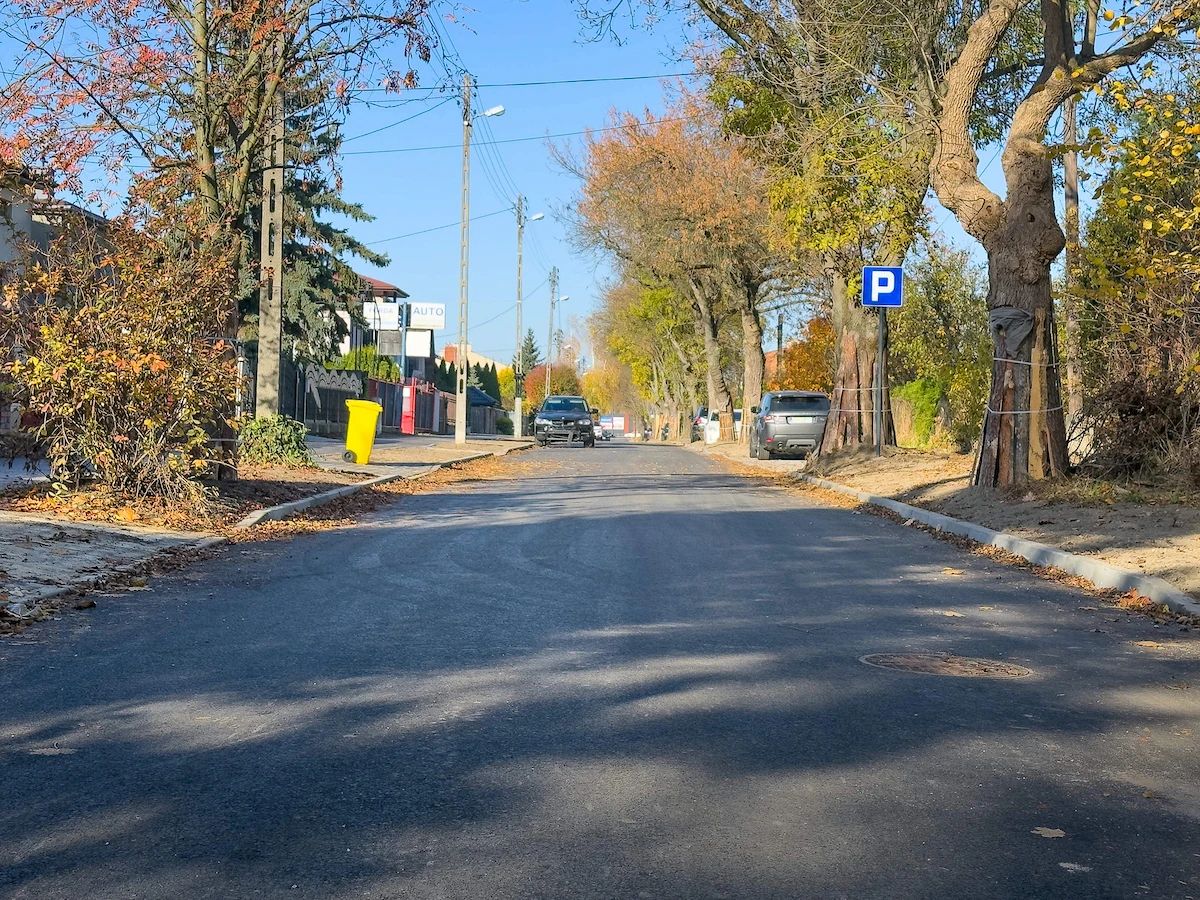 Nowy asfalt na jednej z wyremontowanych ulic na Rudzie Pabianickiej
