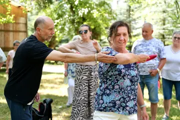 Joga, zumba i warsztaty z fotografii. Seniorzy w Łodzi mogą już zapisywać się na listopad