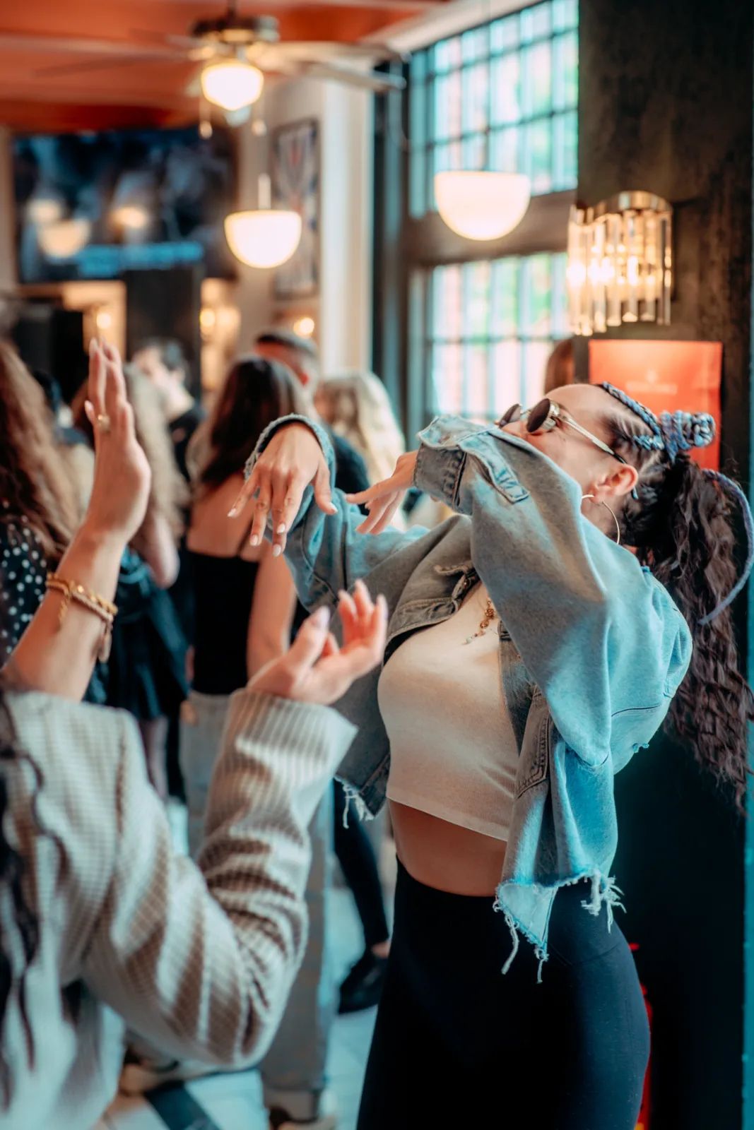 Coffee rave w sercu Łodzi. Poranny clubbing po raz pierwszy w OFFie – zdjęcie 2