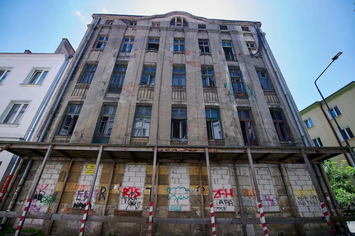 Drewnowska prawie po metamorfozie. Została ostatnia kamienica – zdjęcie 2