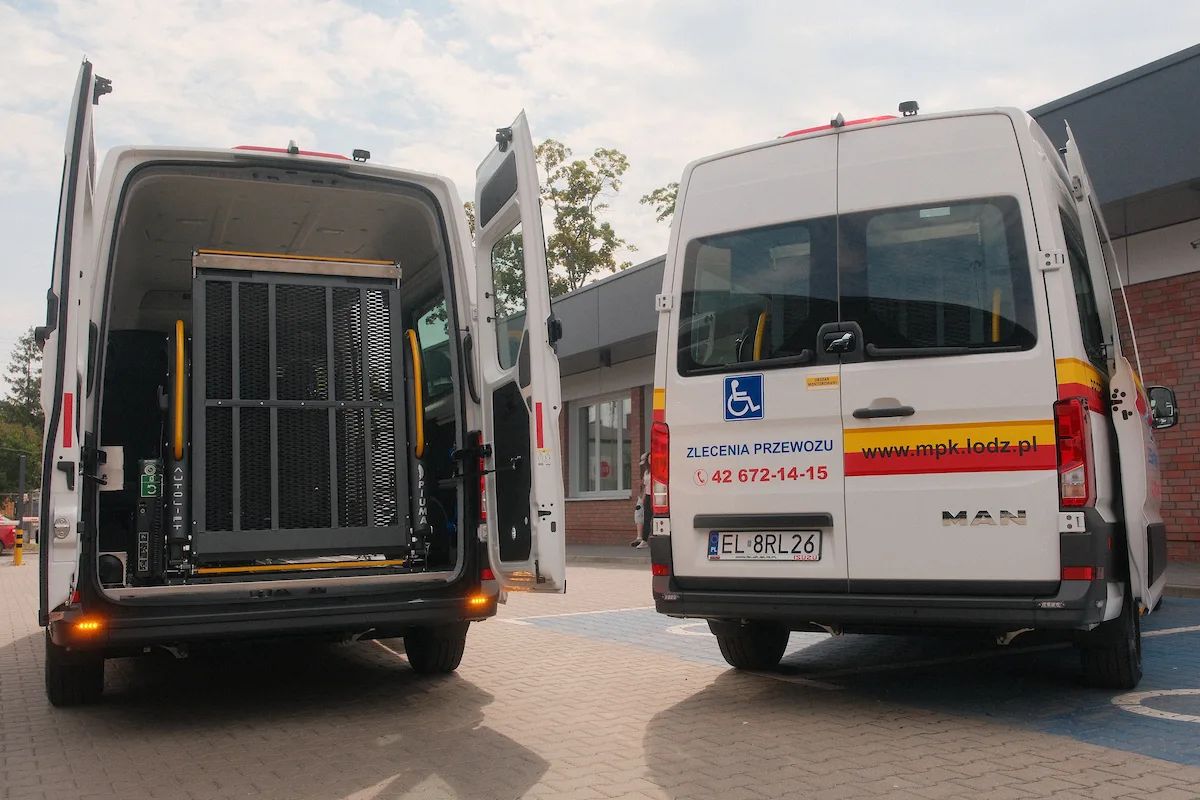 Nowe samochody dla osób z niepełnosprawnościami. MPK kupiło trzy auta – zdjęcie 2