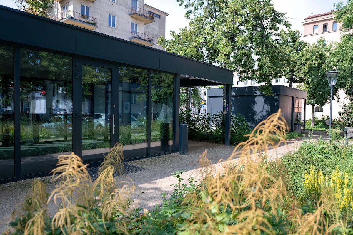 Skwer Wiedźmina z gastronomią. Dwa lokale ruszą w sierpniu – zdjęcie 3