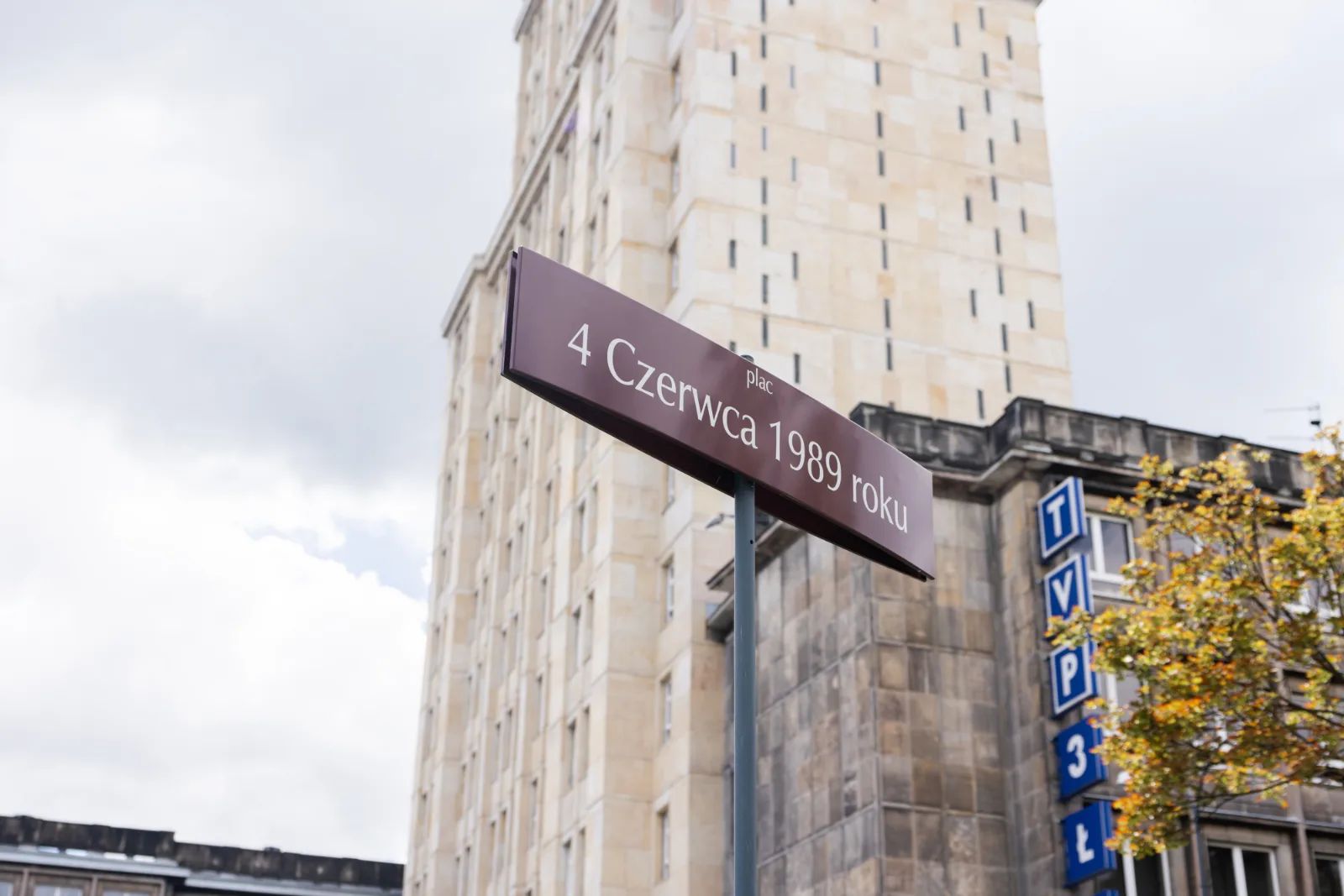 Koniec parkingu przy Filharmonii. Plac 4 Czerwca zmieni oblicze – zdjęcie 3