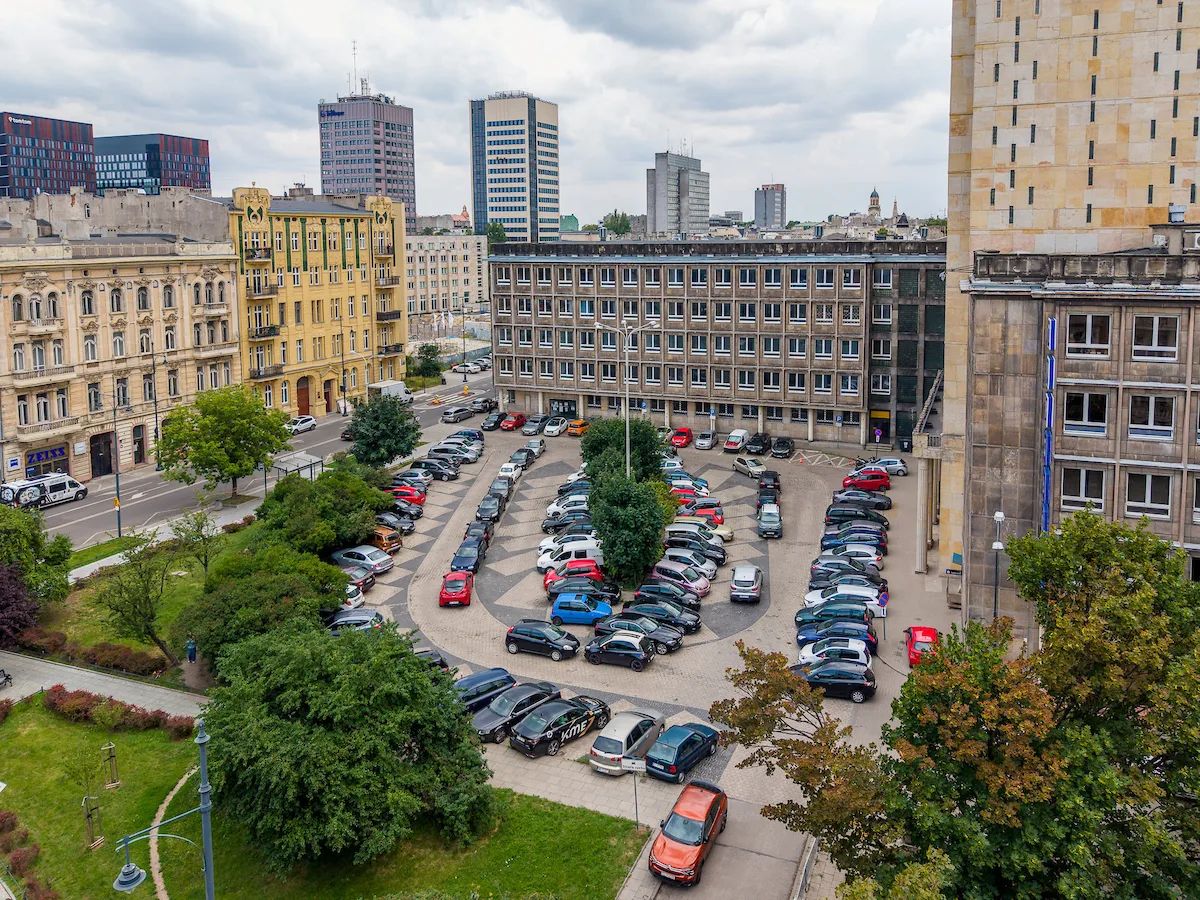 Koniec parkingu przy Filharmonii. Plac 4 Czerwca zmieni oblicze – zdjęcie 3