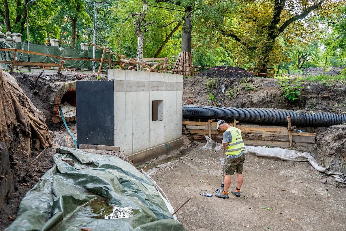Lamus wraca po ponad 100 latach. Łódź wyciąga rzekę spod ziemi – zdjęcie 2