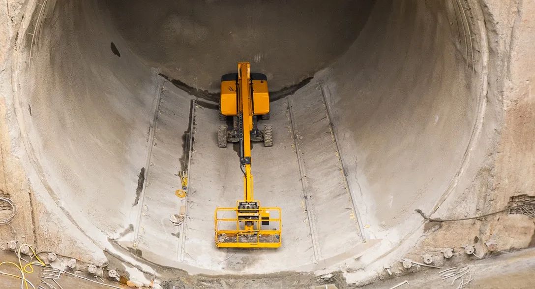 Gigantyczna maszyna coraz bliżej startu. W Łodzi ruszy drążenie tunelu KDP – zdjęcie 1