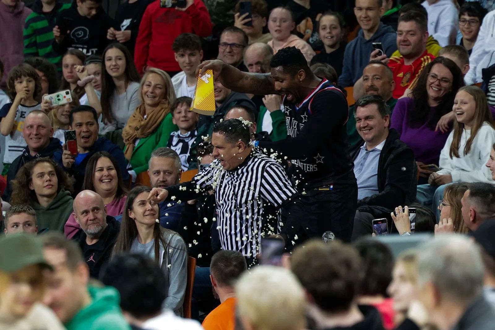 Harlem Globetrotters w Łodzi. W składzie pierwszy Polak w historii – zdjęcie 4