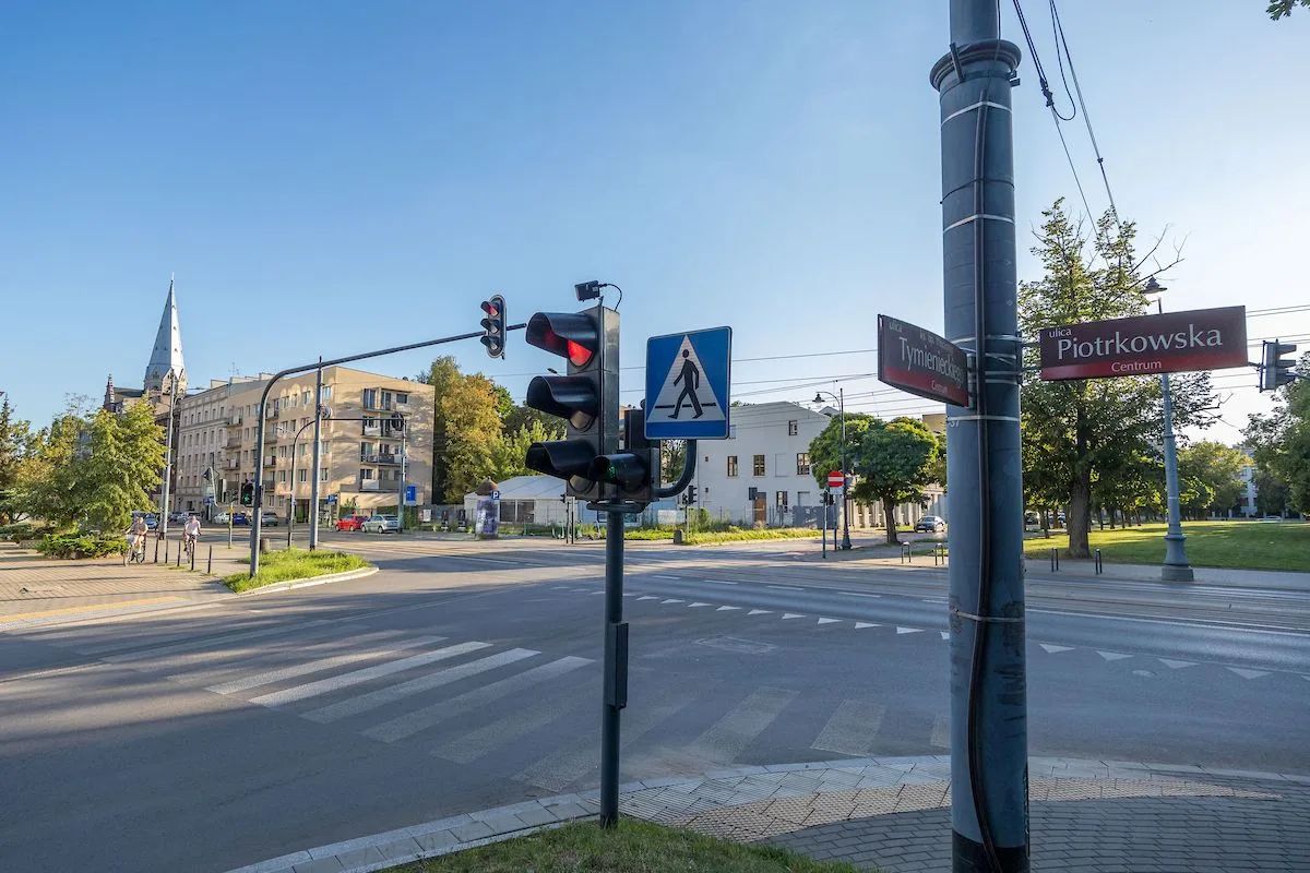Drogowcy wchodzą na Piotrkowską. Wymienią całą sygnalizację – zdjęcie 2