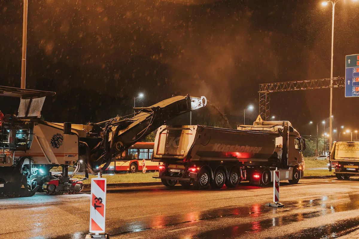 Nocny remont na Dołach. Drugi lewoskręt ma rozładować korki – zdjęcie 6