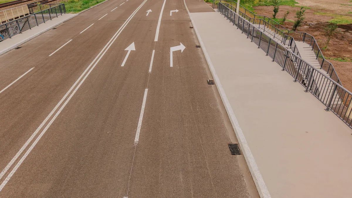 Po roku objazdów Maratońska znów łączy Retkinię. Wiadukt otwarty – zdjęcie 6