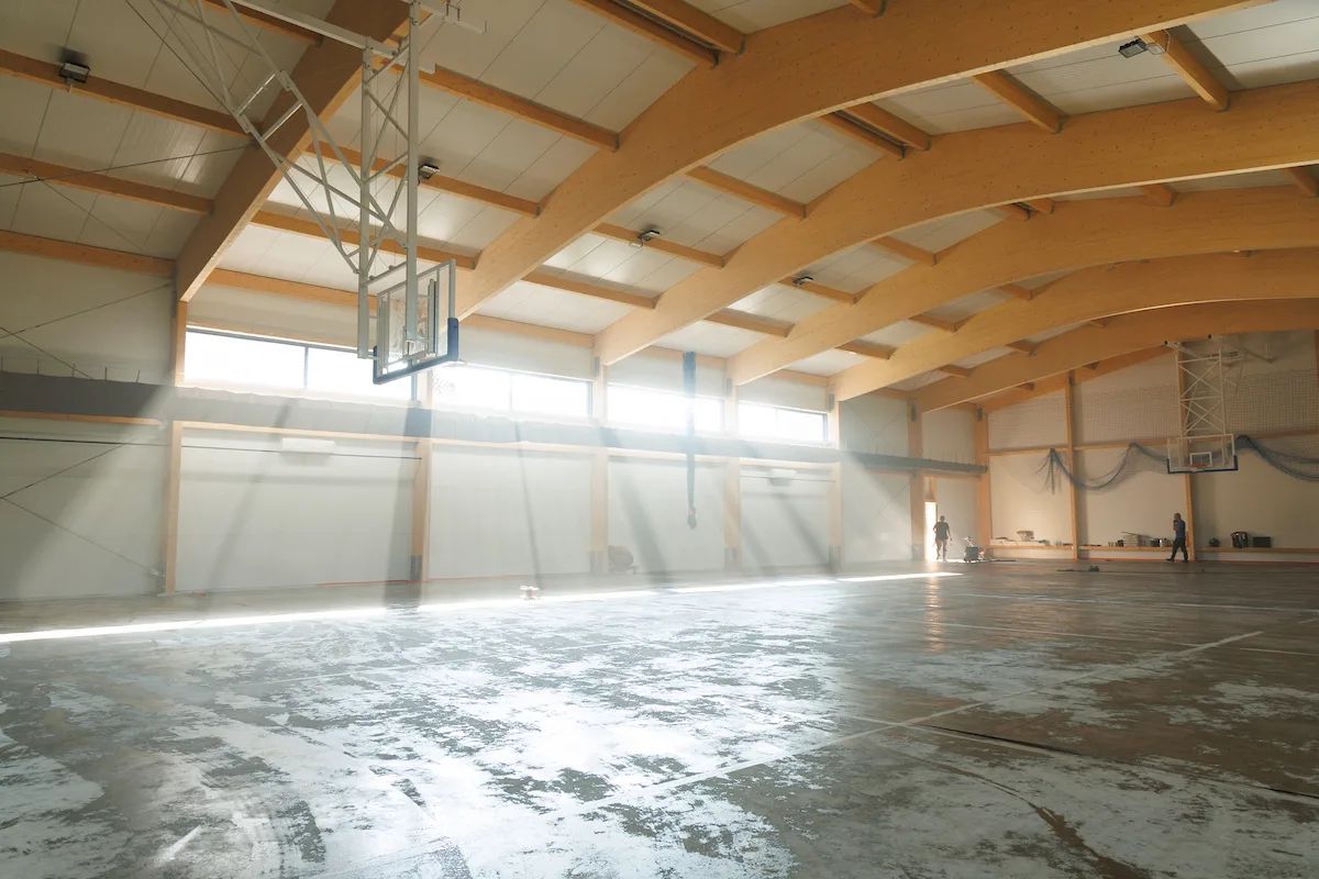 Hale Olimpia rosną przy łódzkich szkołach. Sześć obiektów gotowych jesienią – zdjęcie 3