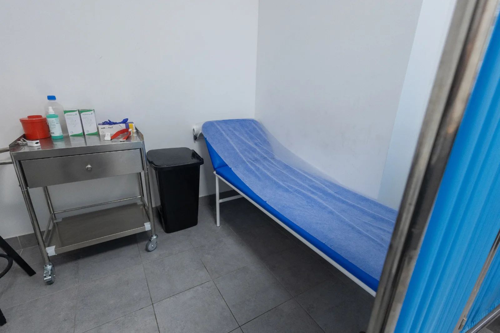 Internistka na Pogonowskiego 34. Bez zapisów i ubezpieczenia – zdjęcie 1