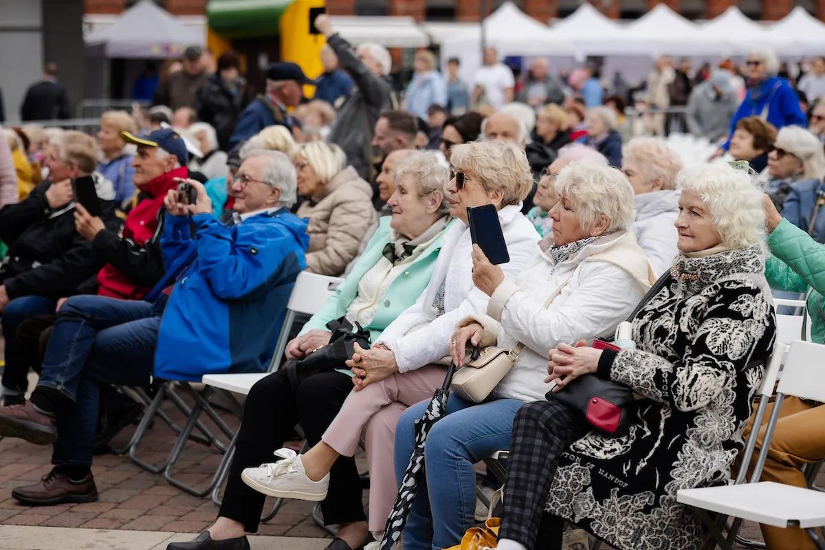 Łódź dla seniorów. Ponad 100 zajęć, kultura za 1 zł i badania – zdjęcie 5