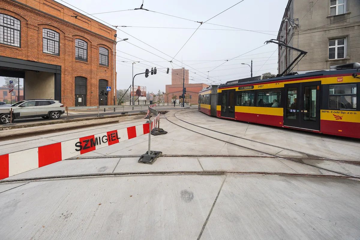 Tramwaje wróciły na plac Reymonta. Pięć linii znów jedzie Piotrkowską – zdjęcie 6