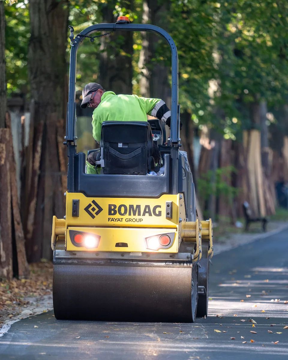 Do Orientarium po nowym asfalcie. Rowerowa trasa na finiszu – zdjęcie 1