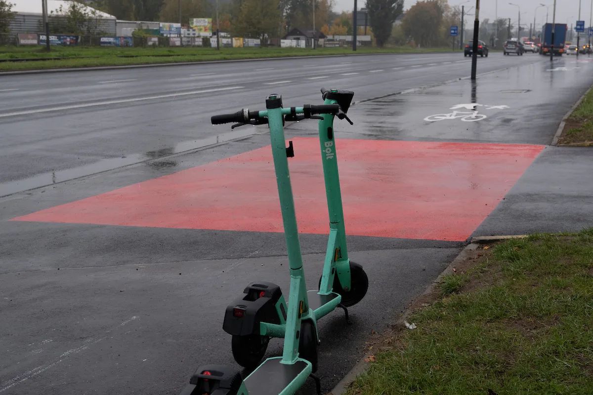 Rowerowa metamorfoza al. Włókniarzy. Pierwszy etap gotowy – zdjęcie 2