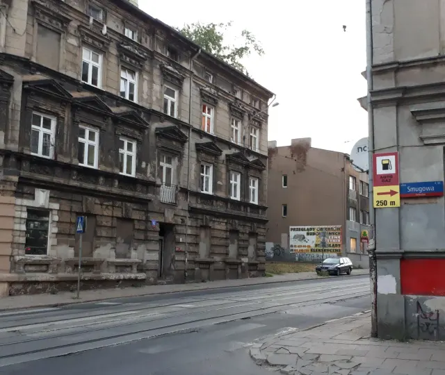 Remont Franciszkańskiej. Odkryto mury z XIX wieku