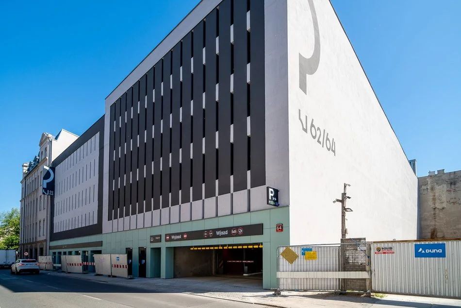 Pierwszy parking wielopoziomowy w Łodzi otwarty. Ile kosztuje?