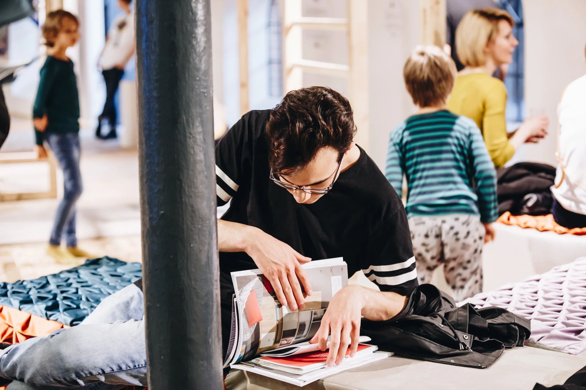 Łódź kusi wrocławskich uczniów. Studia i praca w branży mody