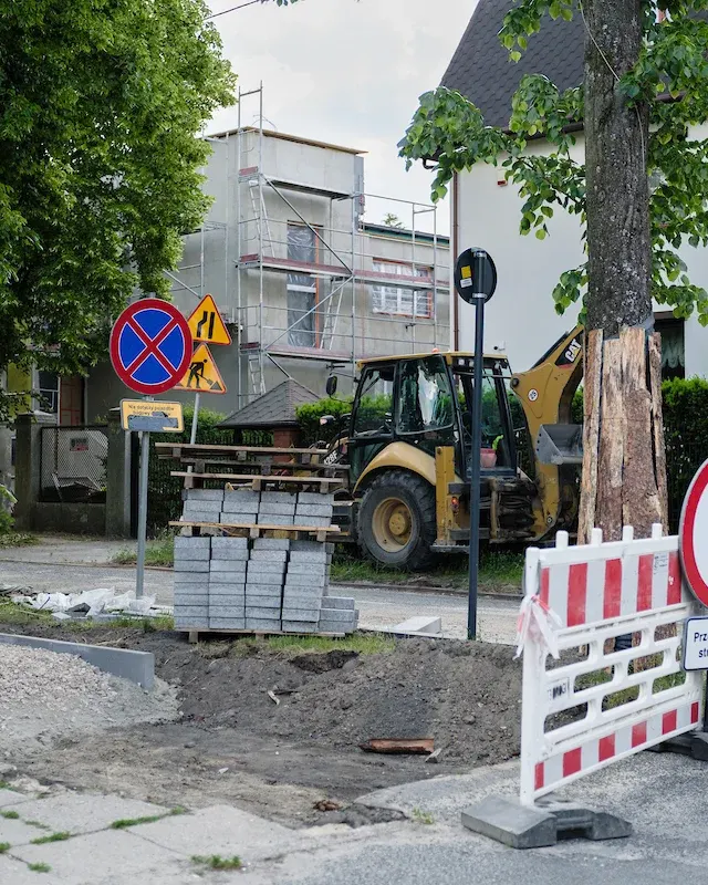 Kolejny remont na Radiostacji. Drogowcy wchodzą na Tkacką