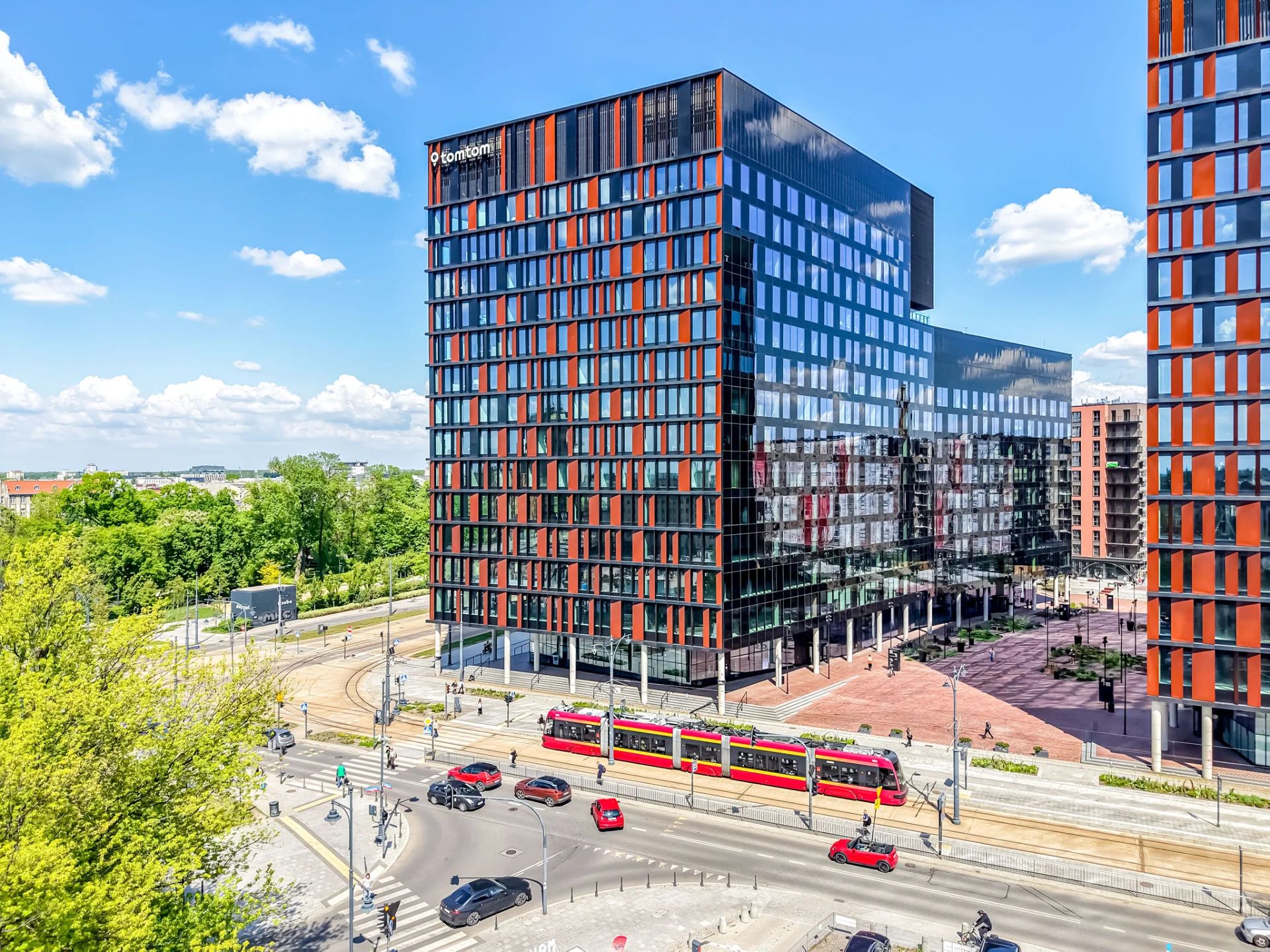Globalny gigant wybiera Łódź. Brenntag najemcą Bramy Miasta