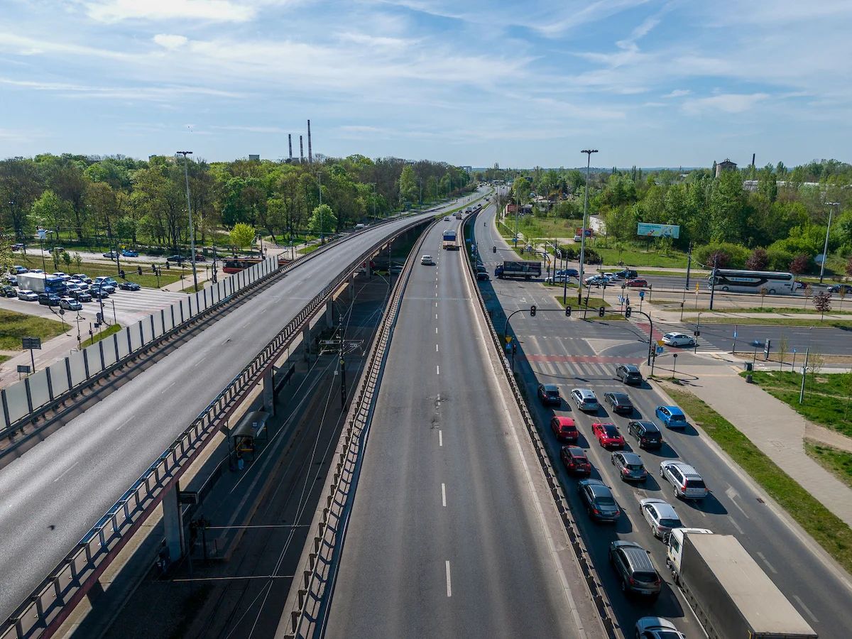 Zamkną estakadę przy Łodzi Kaliskiej. Wiemy, kiedy ruszą prace