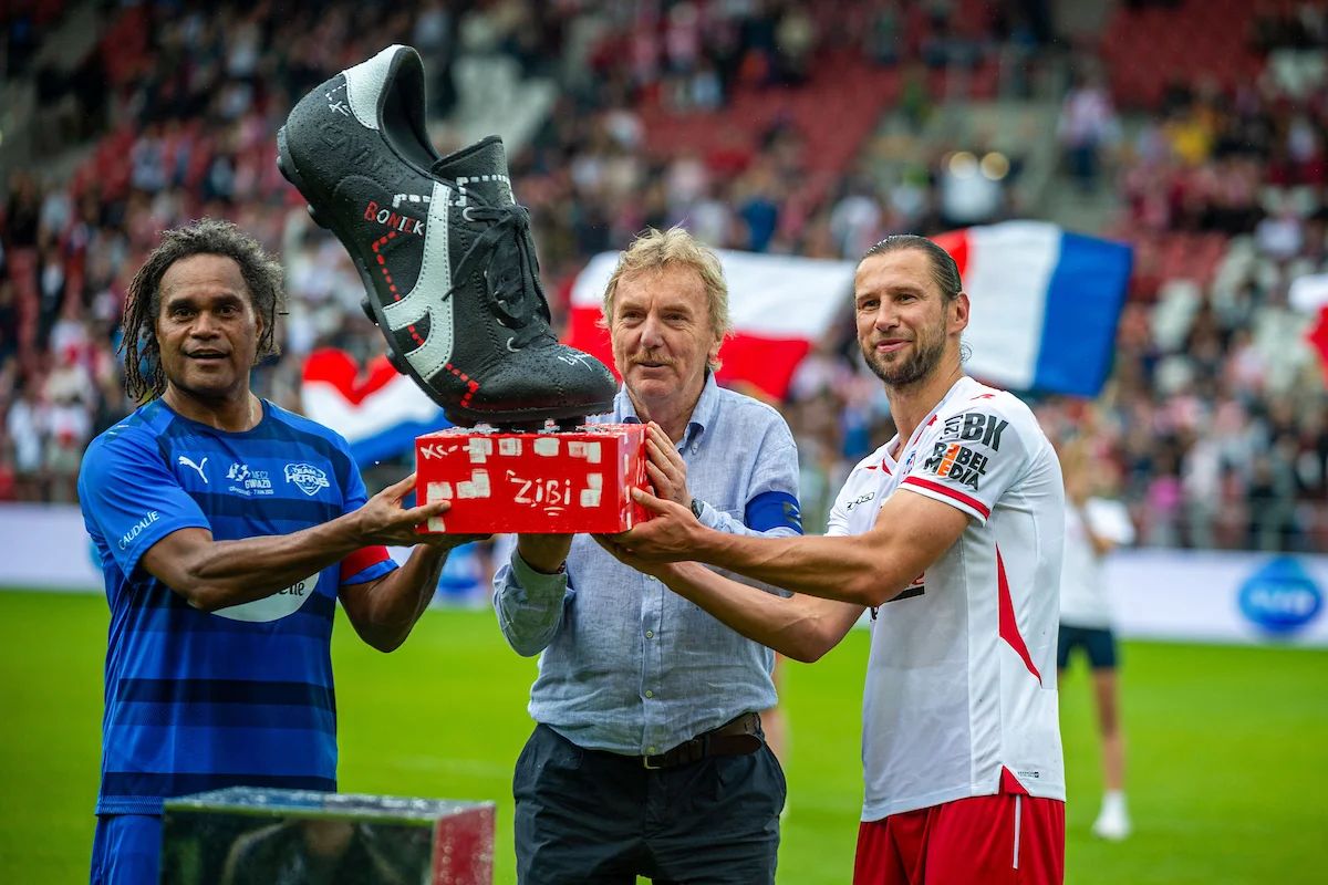 Łódź Soccer Camp startuje. Młodzi zagrają przed legendami