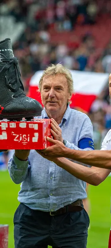 Łódź Soccer Camp startuje. Młodzi zagrają przed legendami