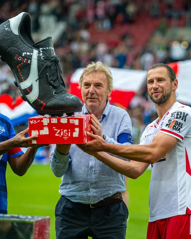 Łódź Soccer Camp startuje. Młodzi zagrają przed legendami