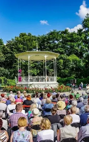 Letnie koncerty w Parku Źródliska. Opera, retro i filmowe hity