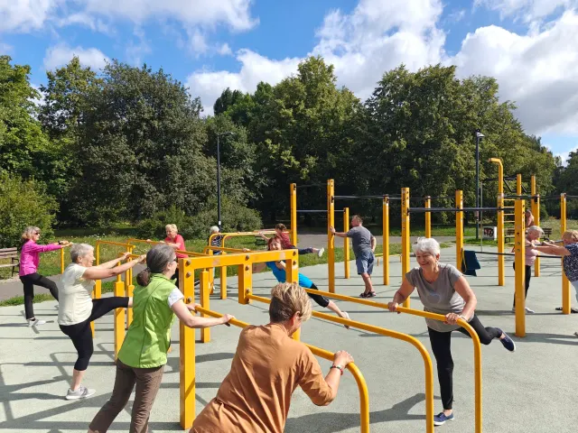 Darmowe ćwiczenia w łódzkich parkach. Bez zapisów i opłat