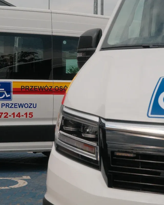 Nowe samochody dla osób z niepełnosprawnościami. MPK kupiło trzy auta