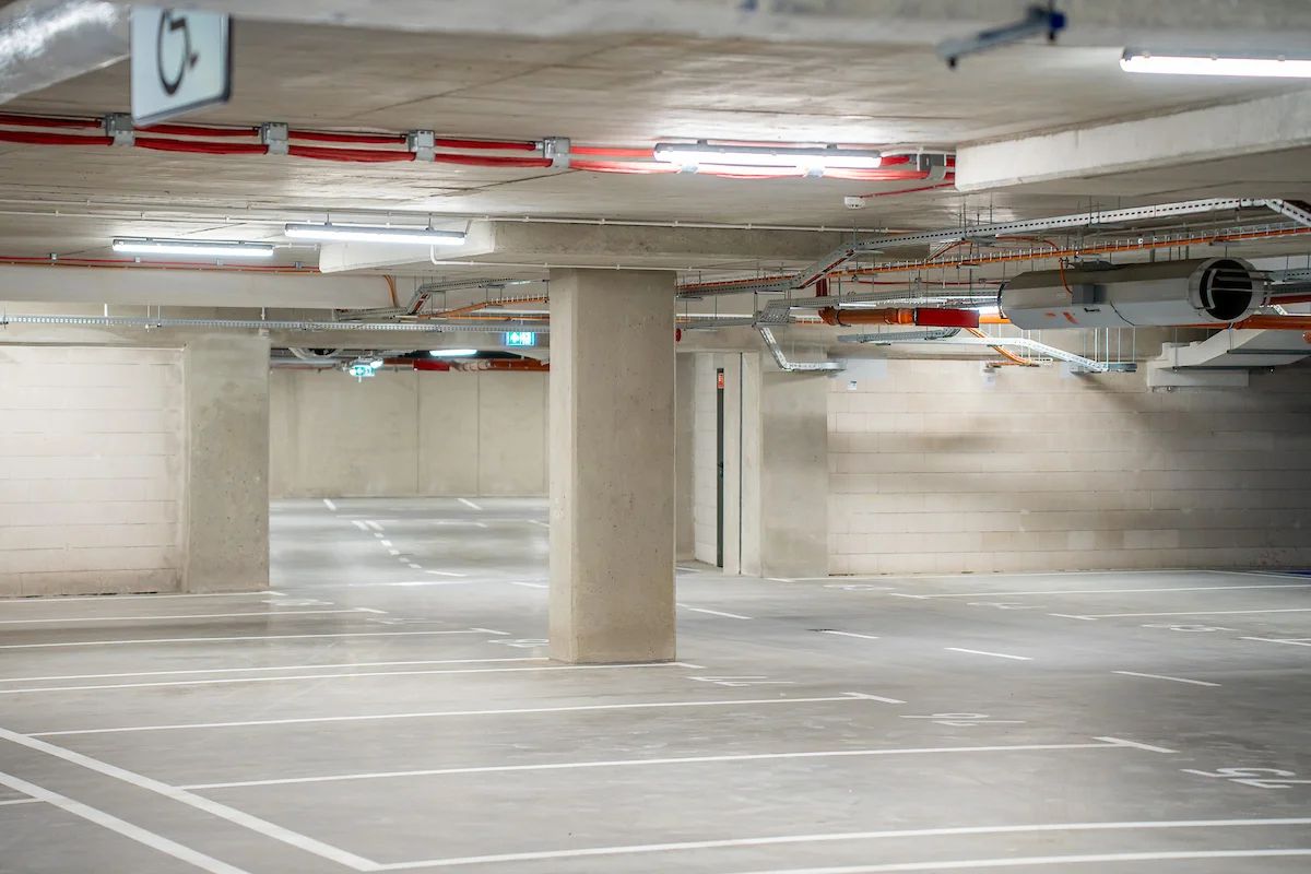 NCŁ stawia na podziemne parkingi. Na powierzchni ma być więcej miasta