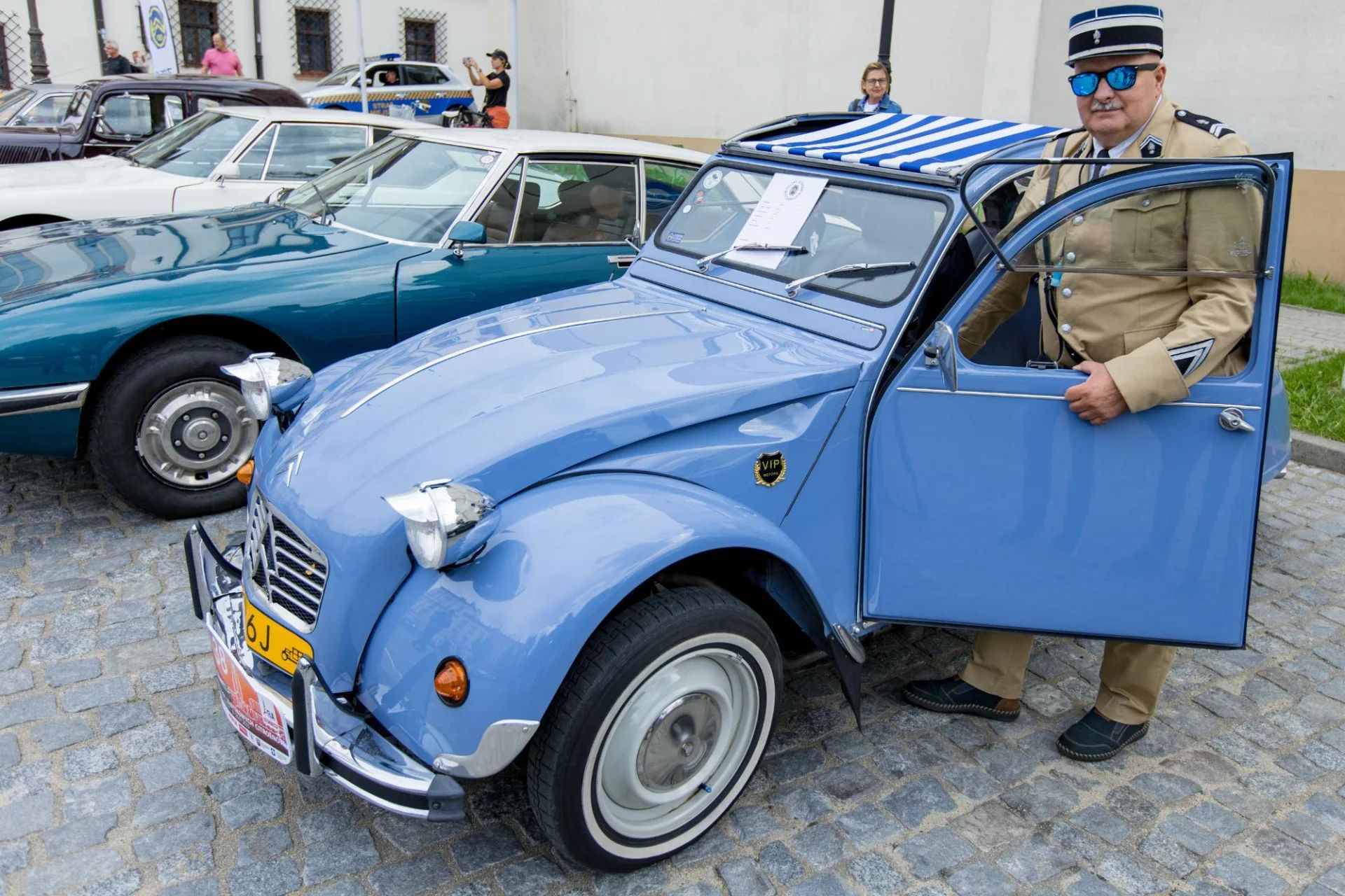 Ponad 50 zabytkowych Citroënów przyjedzie do Manufaktury