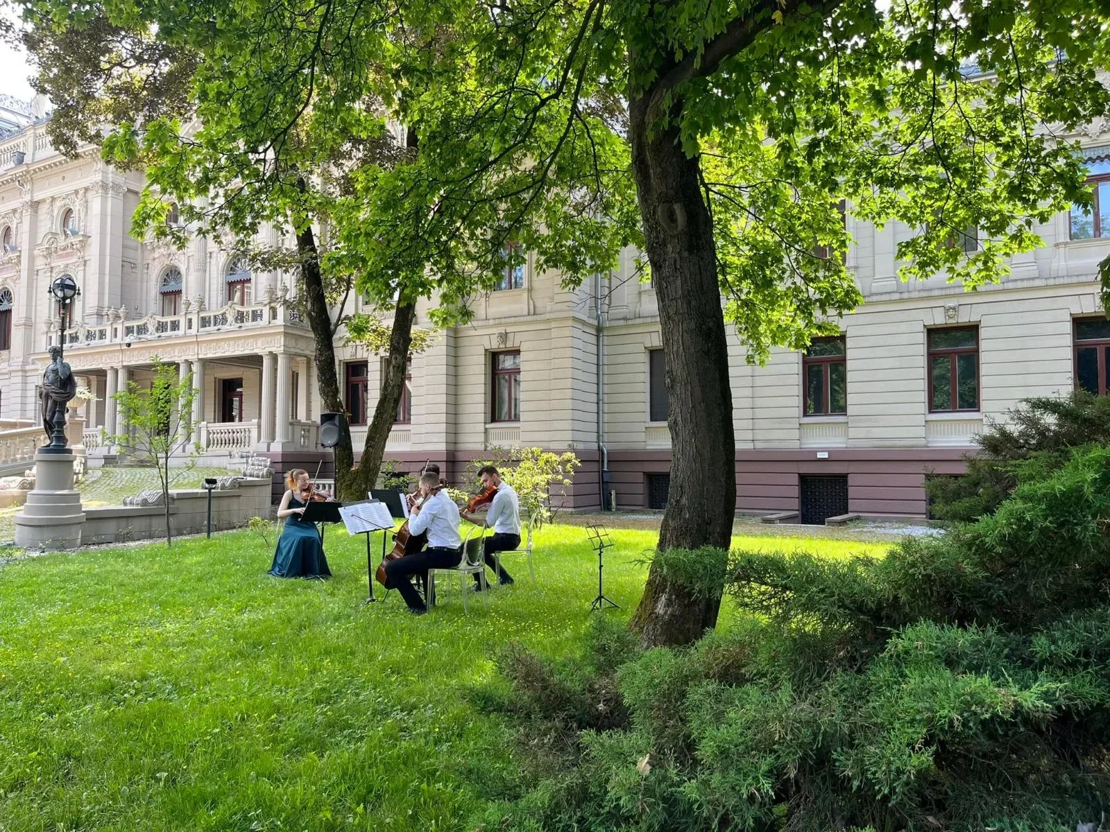 Pałacowy ogród zamieni się w salę koncertową. Wraca Muzyczne Matinée