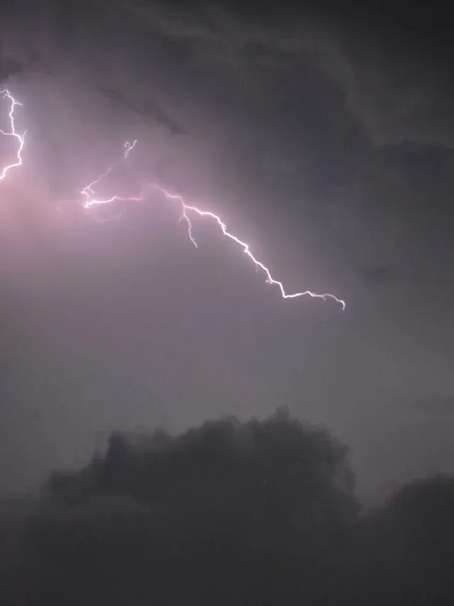 Nad Łódź nadciąga kolejna gwałtowna noc. Jest alert IMGW