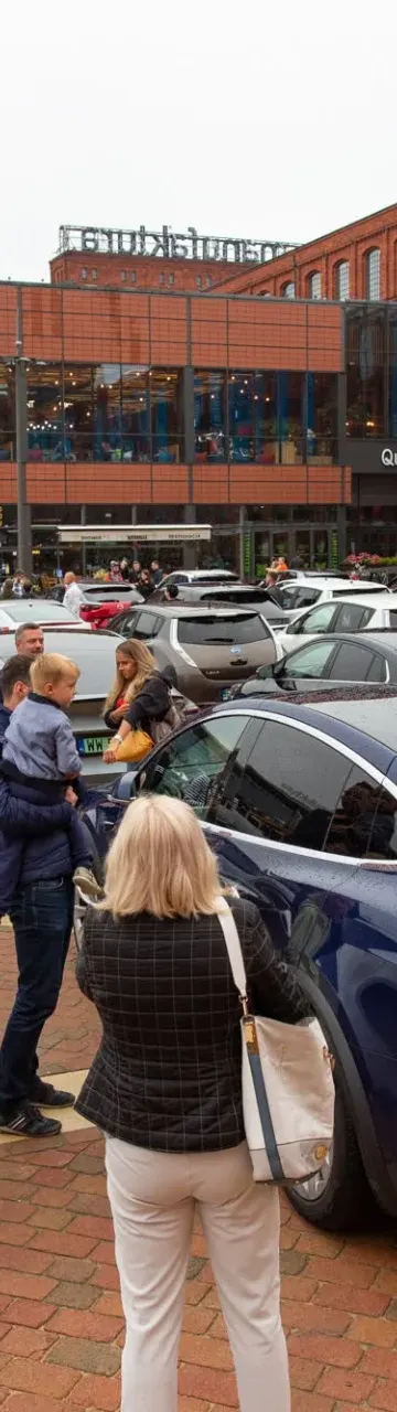 Ponad 50 elektryków w Manufakturze. Będzie można ruszyć w miasto