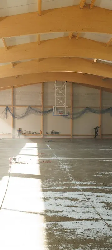 Hale Olimpia rosną przy łódzkich szkołach. Sześć obiektów gotowych jesienią