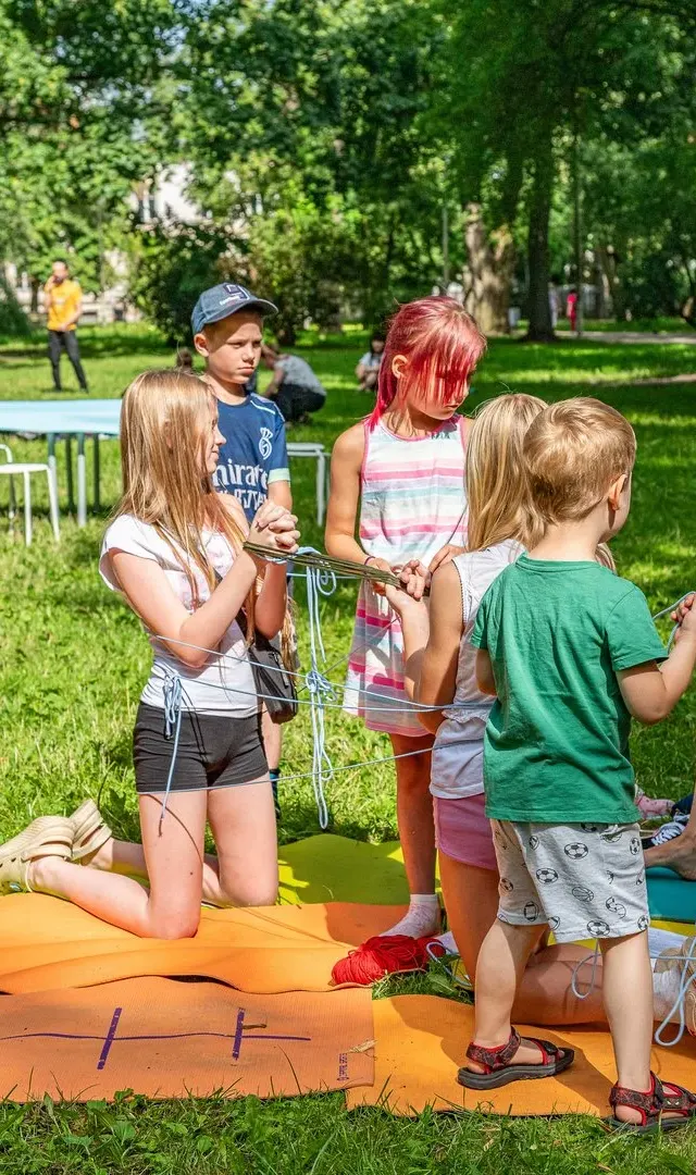 „Ten mundurek mnie drapie”. Jutro piknik na Księżym Młynie
