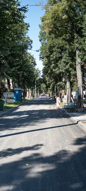 Tkacka o krok od otwarcia. Została ostatnia warstwa asfaltu