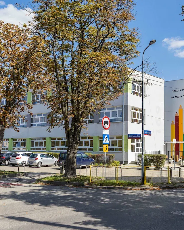 Złotno żegna dwie zmiany. Nowy budynek SP 169 rusza we wrześniu