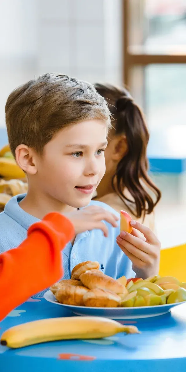 Nowe zasady w łódzkich stołówkach. Mięso dwa razy w tygodniu