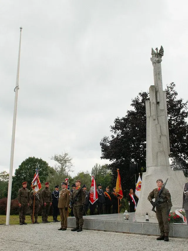 87 lat od wybuchu wojny. Łódź oddała hołd w Helenowie