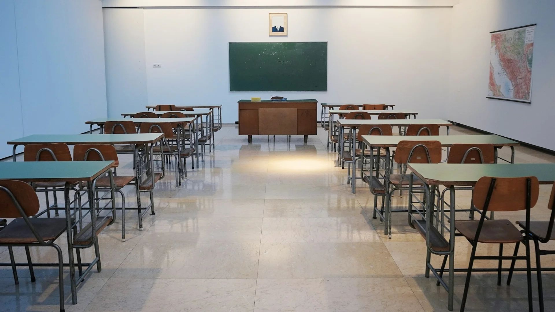 Zakaz także na przerwach. Nowe zasady w łódzkich podstawówkach