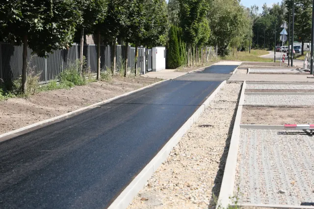 Janów i Olechów zyskały 2 km chodników. Cztery ulice po zmianach