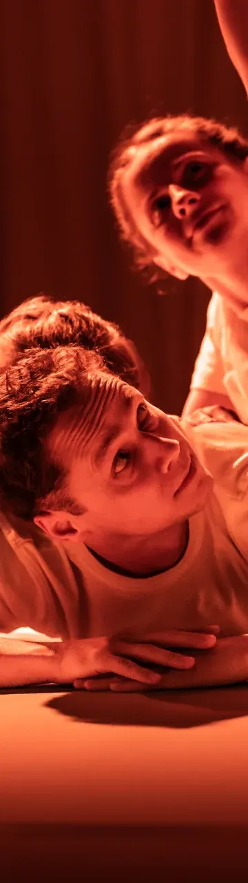 Japońska abstrakcja na scenie Teatru Pinokio. Premiera „Moko Moko Moko”