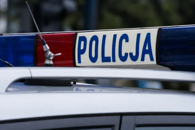 „Krwawy piątek” w szkołach? Policja sprawdza pogłoski, patrole także w Łodzi