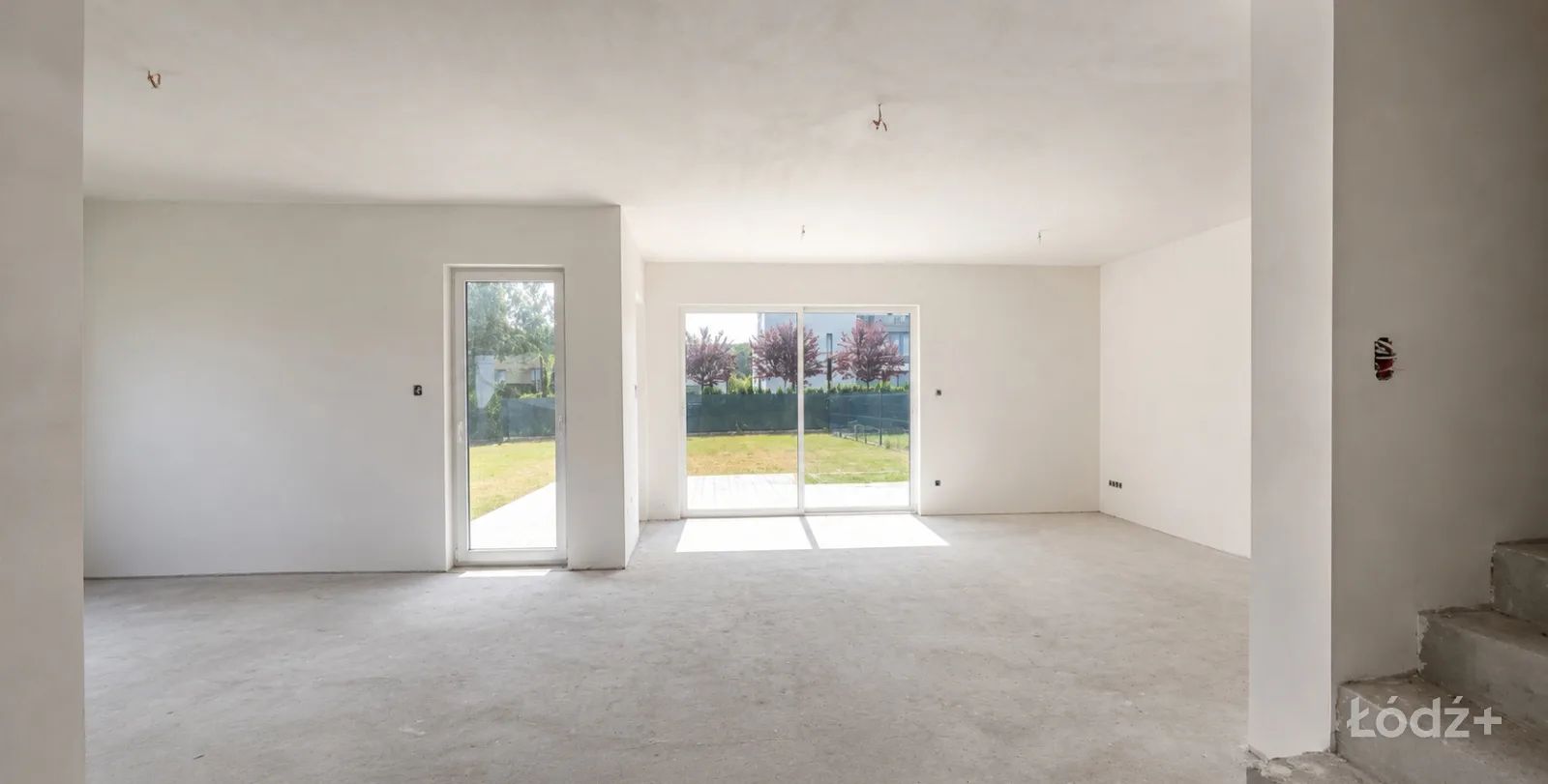 Wyjątkowy dom z garażem, działka 767 m², 4-5 pokoi, Łódź, Tabelowa – zdjęcie 2