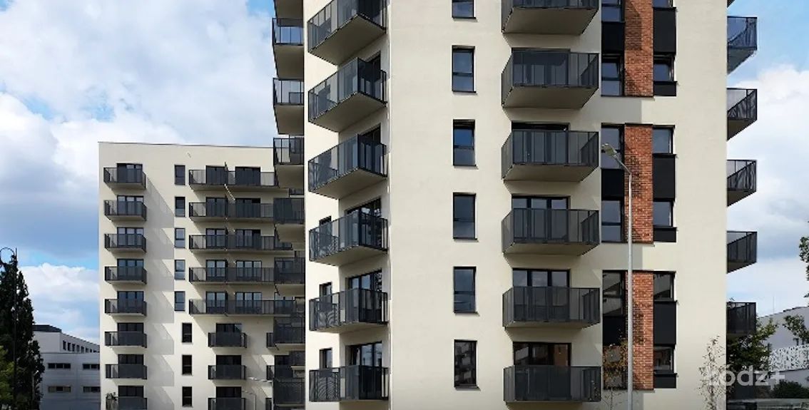 Parking gratis w centrum, przy Politechnice Łódzkiej – zdjęcie 7